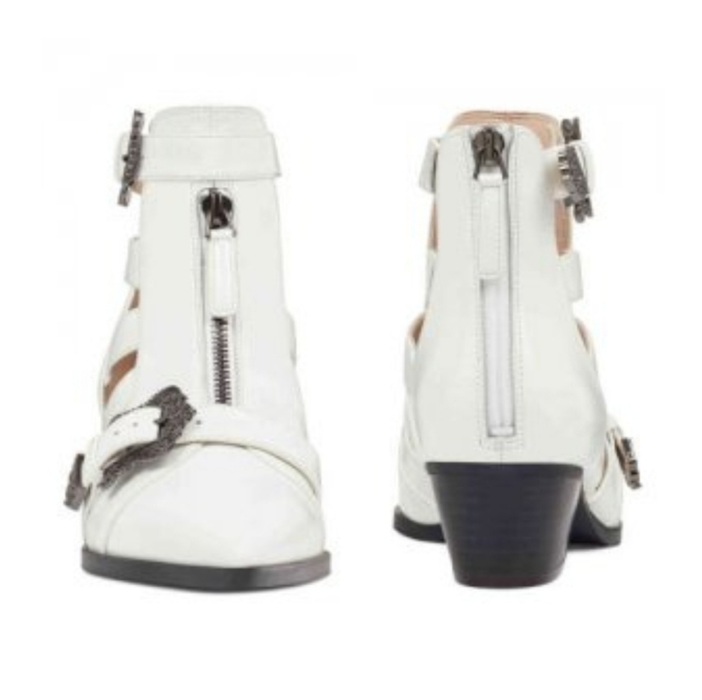 Fabulous Western Inspired Nine West Booties - Picture 4 of 8